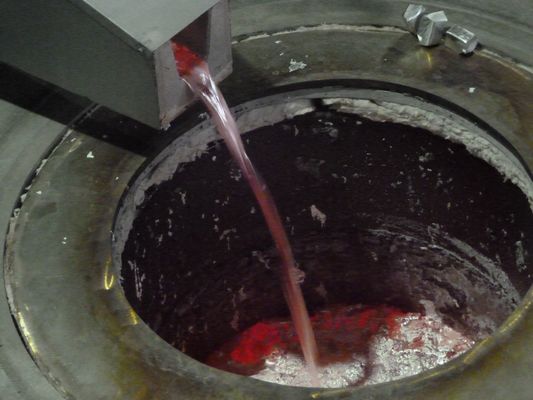 Λιγότερος ουδετεροποίησης 0.30MPa Edium συχνότητας λειώνοντας φούρνος επαγωγής επαγωγής κενός